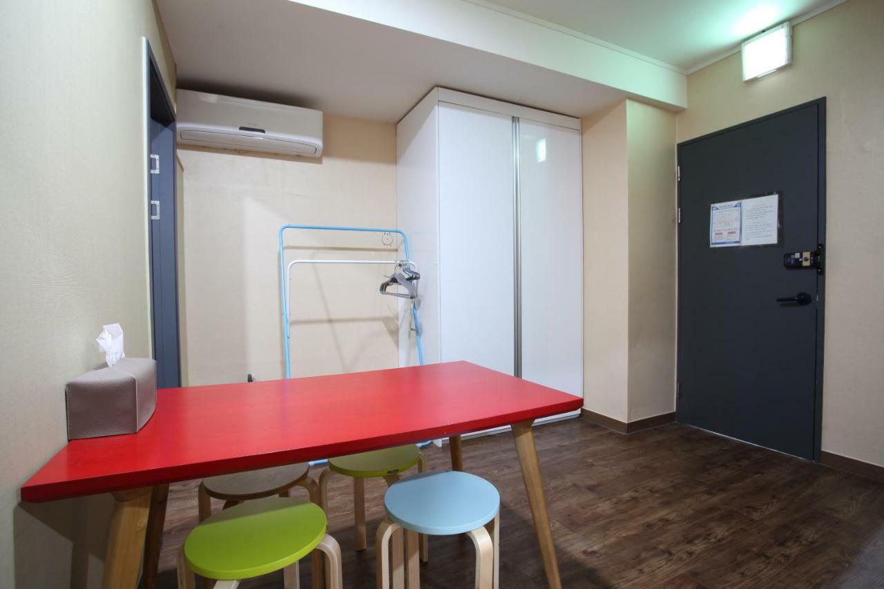 Sky Island Guesthouse Pusan Zewnętrze zdjęcie